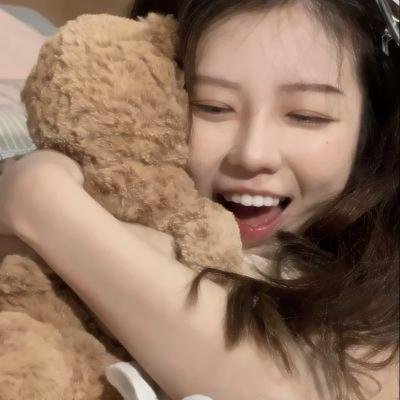 女孩，四绎